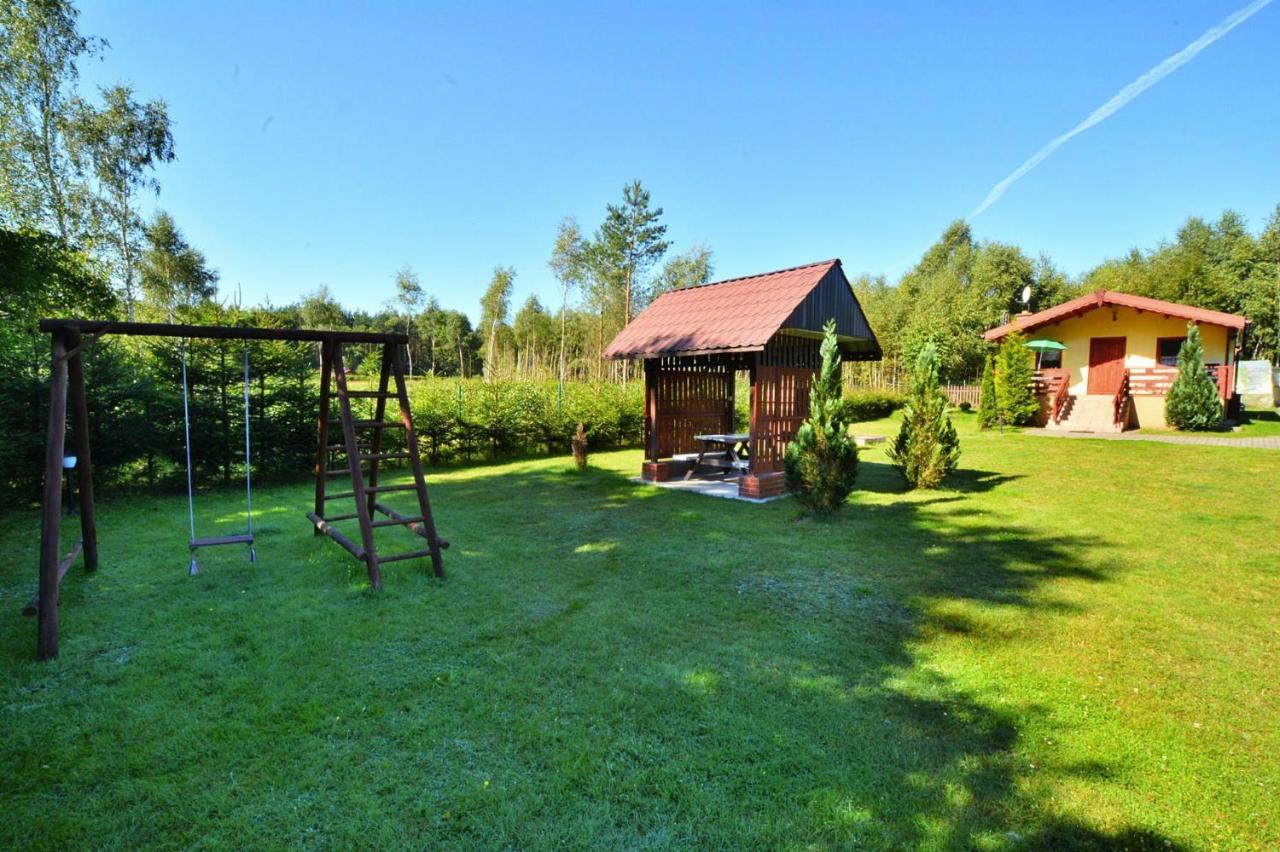 Holiday Home Close To The Lake Shore, Dabrowica Dabrowica  Esterno foto