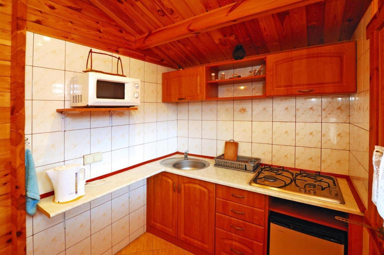 Holiday Home Close To The Lake Shore, Dabrowica Dabrowica  Esterno foto